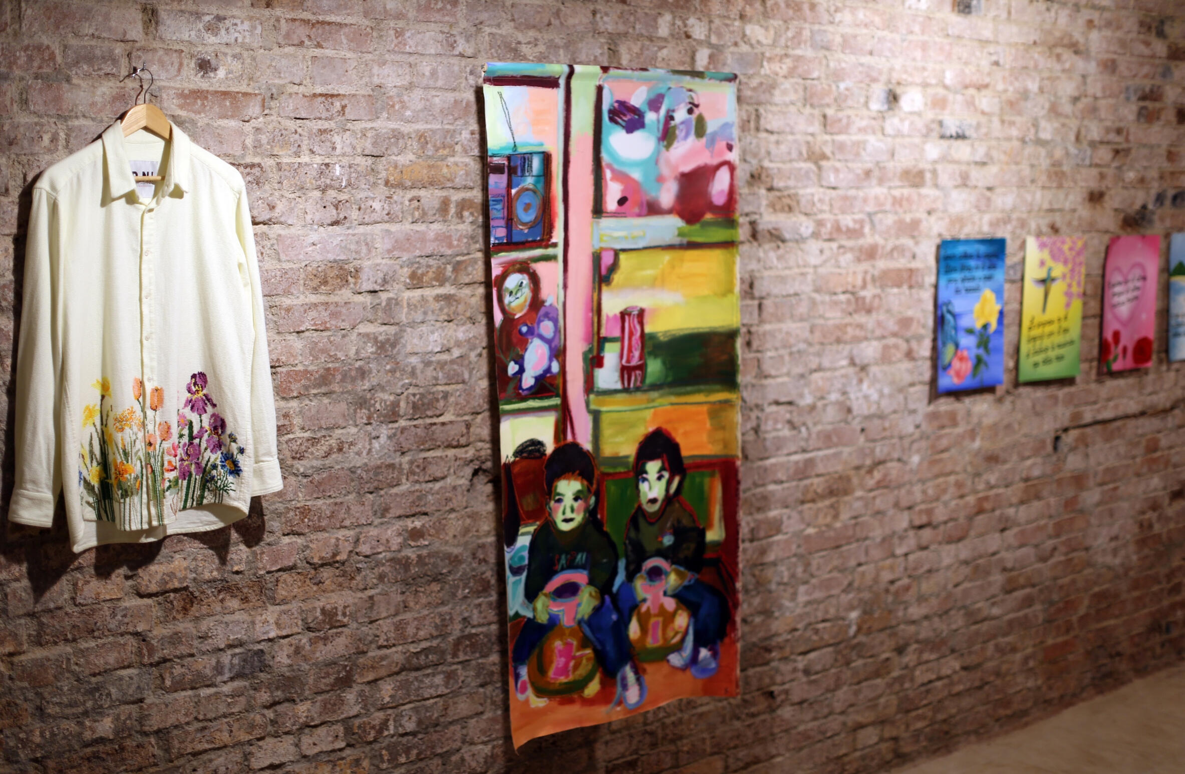 &quot;La camisa Florero&quot; - D.N.I | &quot;Habitación&quot; - Fabiola Gonzáles | &quot;Postales&quot; - Maira Villena