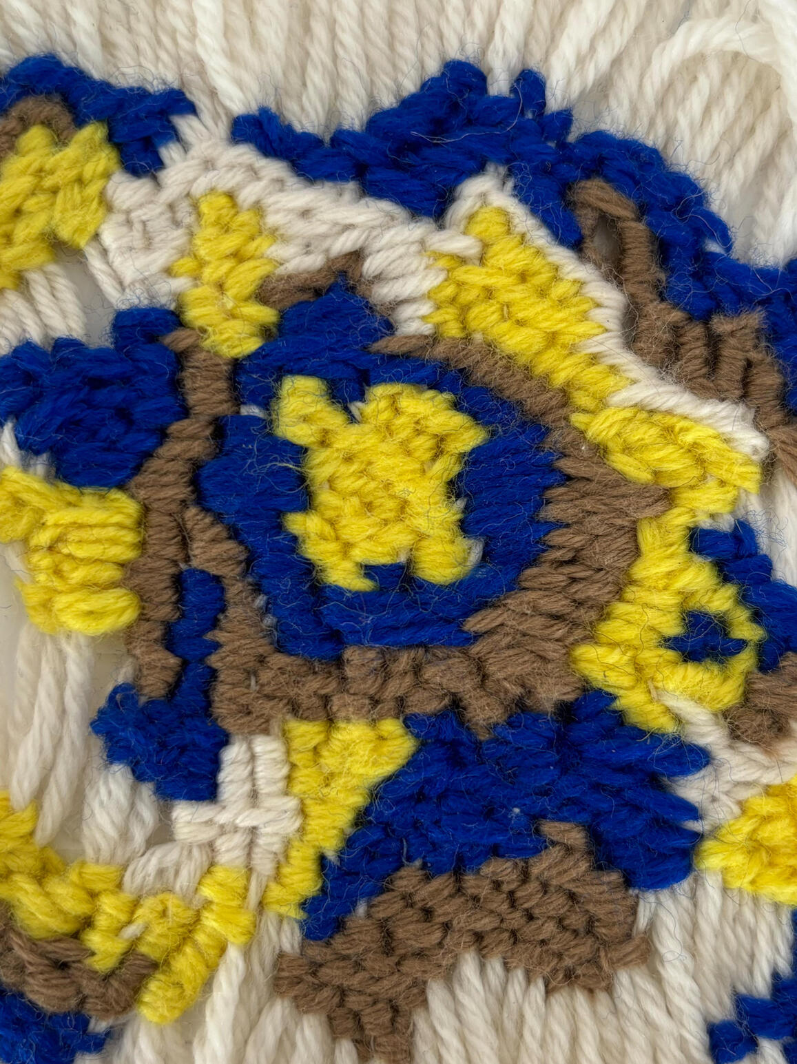 Tissage artisanal en laine – Initiatives